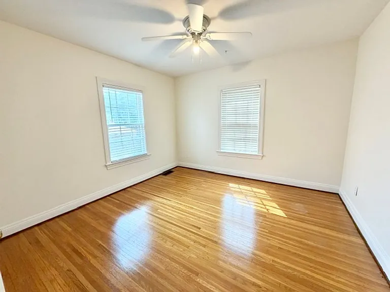 2414 Brighton Dr — Photo 25