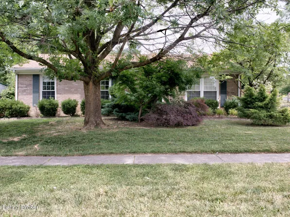 2813 Goose Creek Rd, Rolling Hills, KY 40242