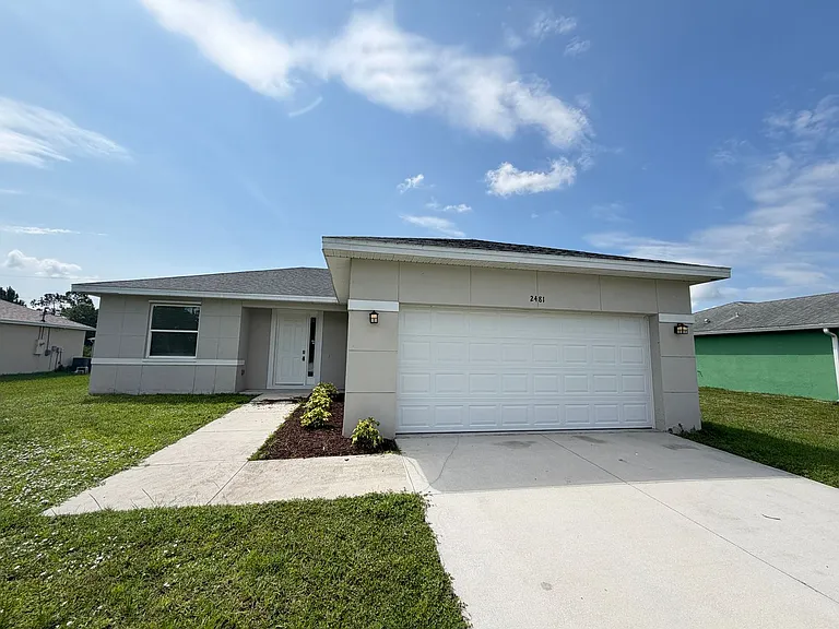 2481 San Filippo Dr SE — Photo 4