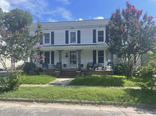 216 E 7th Street, Washington, NC 27889