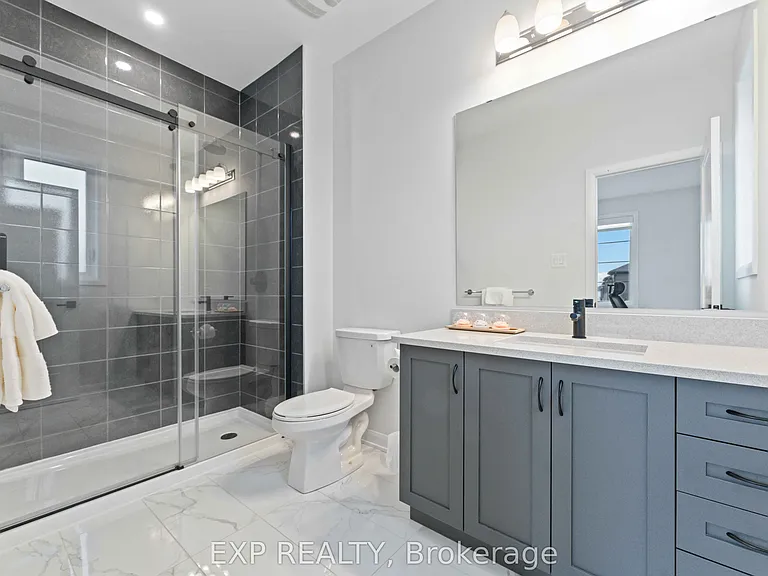 700 Coast Cir — Photo 14