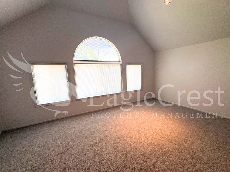 1211 Yellowhawk Way #B — Photo 11