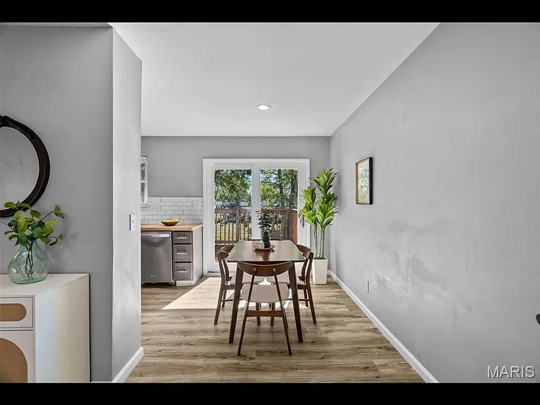 1564 Codorniz Ln — Photo 6