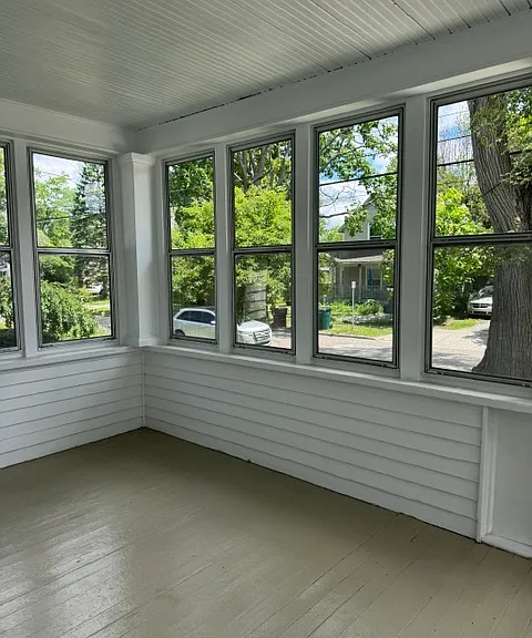 310 Regent St — Photo 2