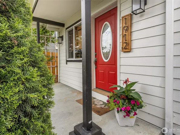 1912 Martin Luther King Jr Way, Tacoma, WA 98405