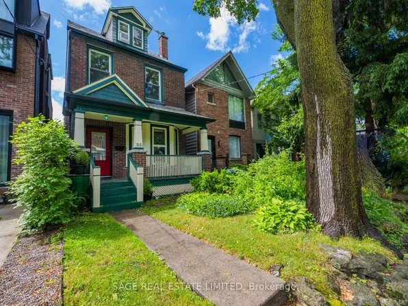 25 Helena Ave, Toronto, ON M6G 2H3