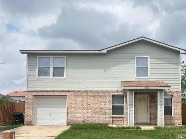2104 Magnolia St, Mission, TX 78573
