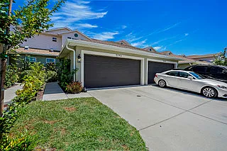 5246 Neil Dr — Photo 5
