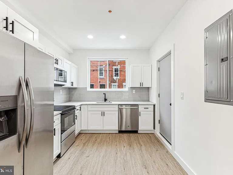 2224 N Howard St #1 — Photo 2
