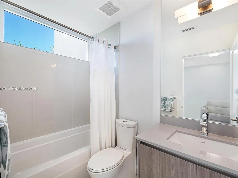 31 N Shore Dr #31 — Photo 26