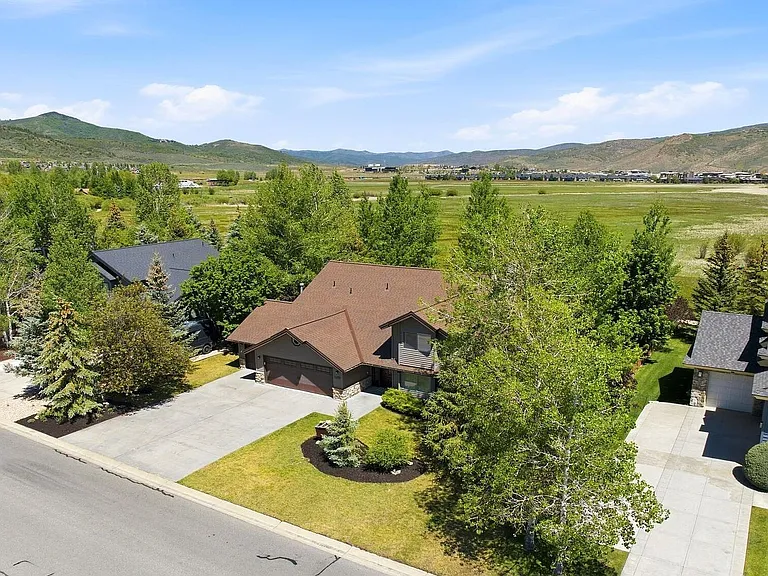 1422 Cutter Ln — Photo 21
