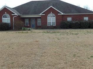 103 Dora Ln, Byron, GA 31008