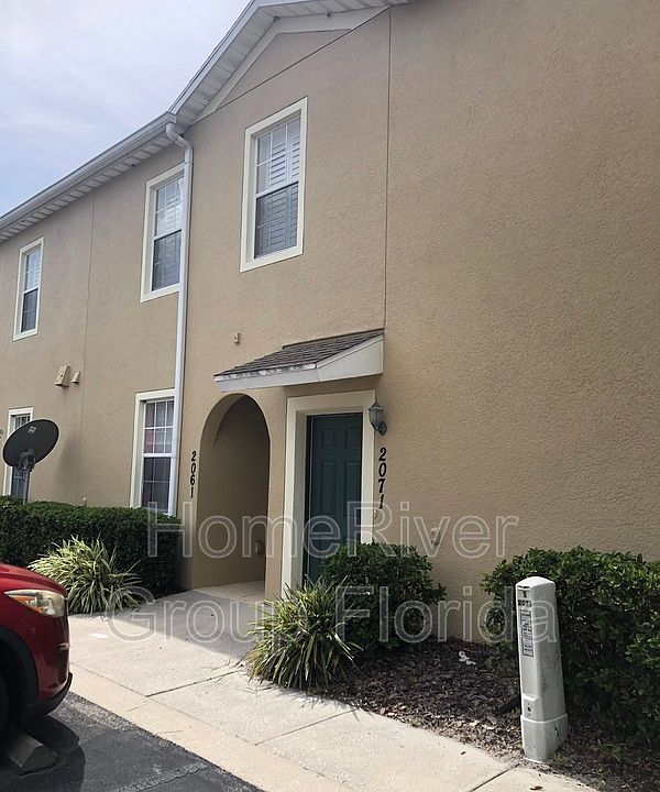 1st image of 2071 Crestdale Ln