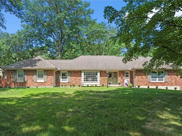 101 W 116th St, Kansas City, MO 64114