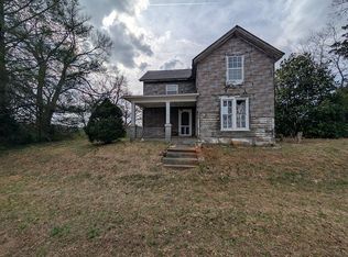 1936 Kennesaw Ave, Nelson, GA 30151