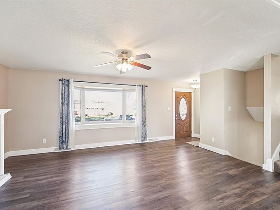 4th image of 321 NE 9th St