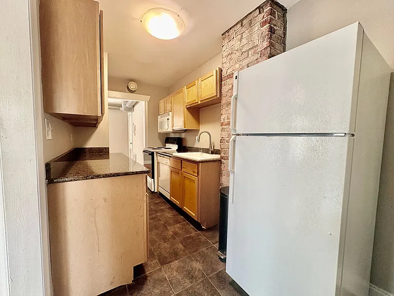Vanderbilt Place — Photo 38