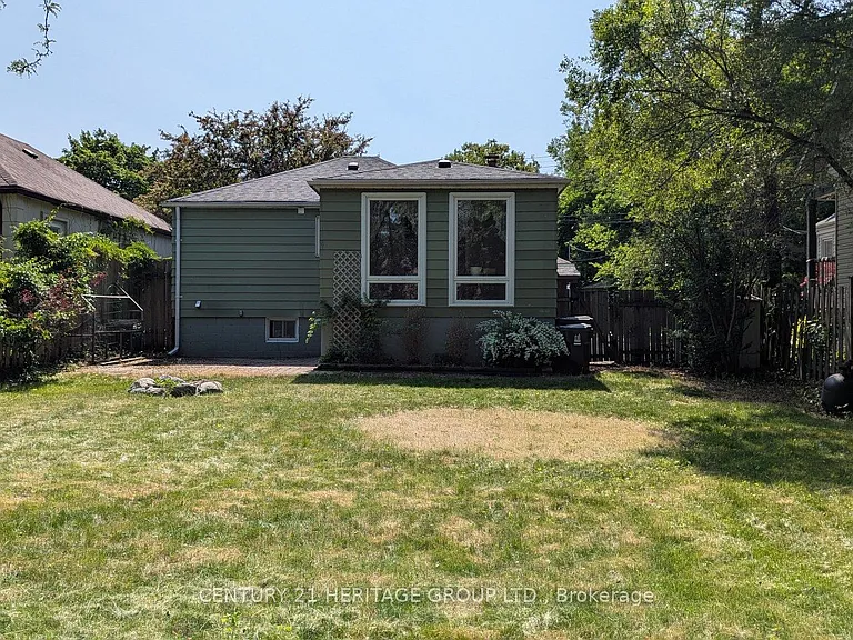 25 Bush Dr — Photo 14