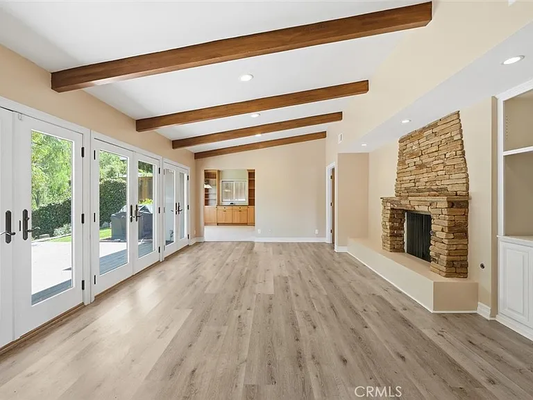 2 Santa Bella Rd — Photo 7