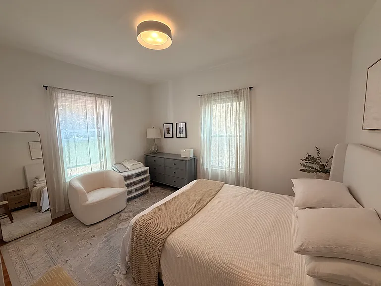 55 Lowell St #1A — Photo 11