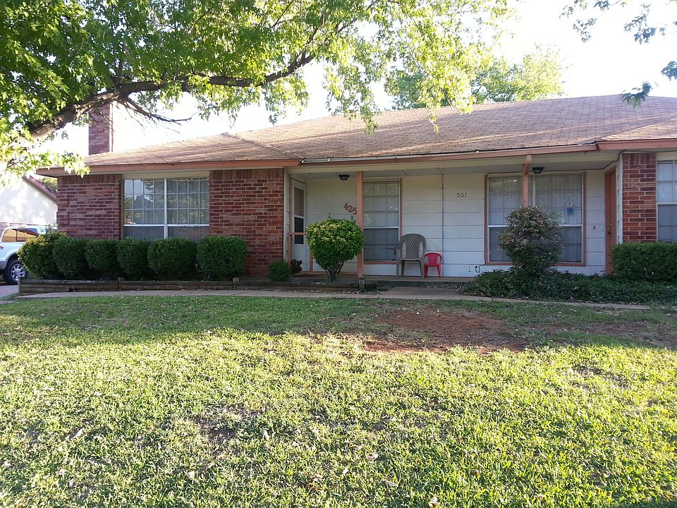 1st image of 425 Augustine Dr