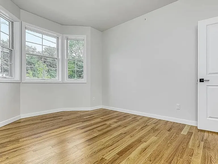 127 Spring St #201 — Photo 6