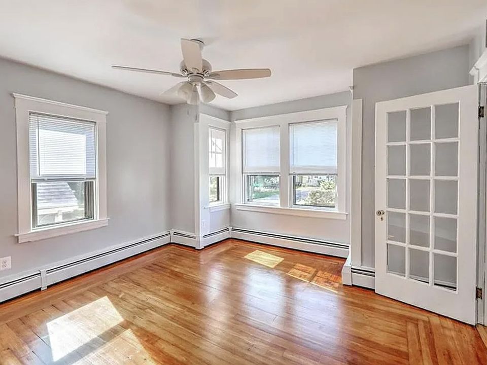 1st image of 154 Blanding Ave Floor 2