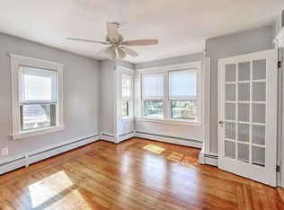 154 Blanding Ave FLOOR 2, East Providence, RI 02914
