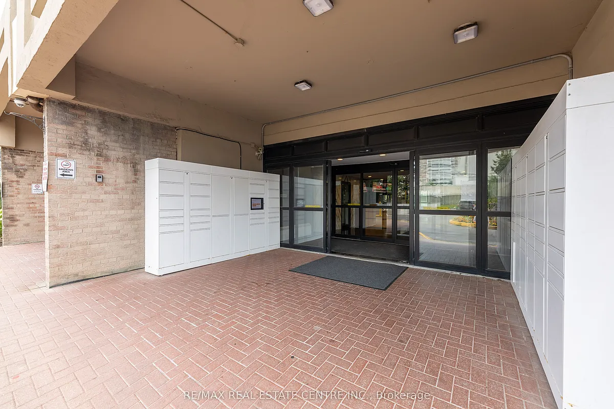 Building Photo - 3390 Weston Rd #1009