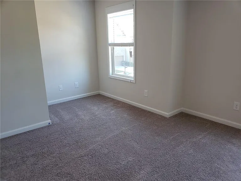 2725 Daybreak Ct — Photo 10