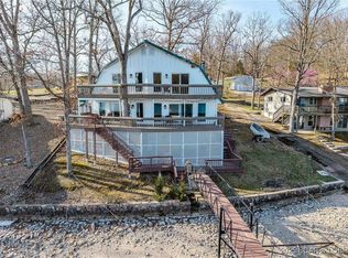 33271 Elaine Rd, Sunrise Beach, MO 65079