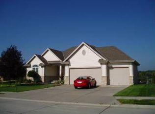 202 S St, Elkhorn, NE 68022