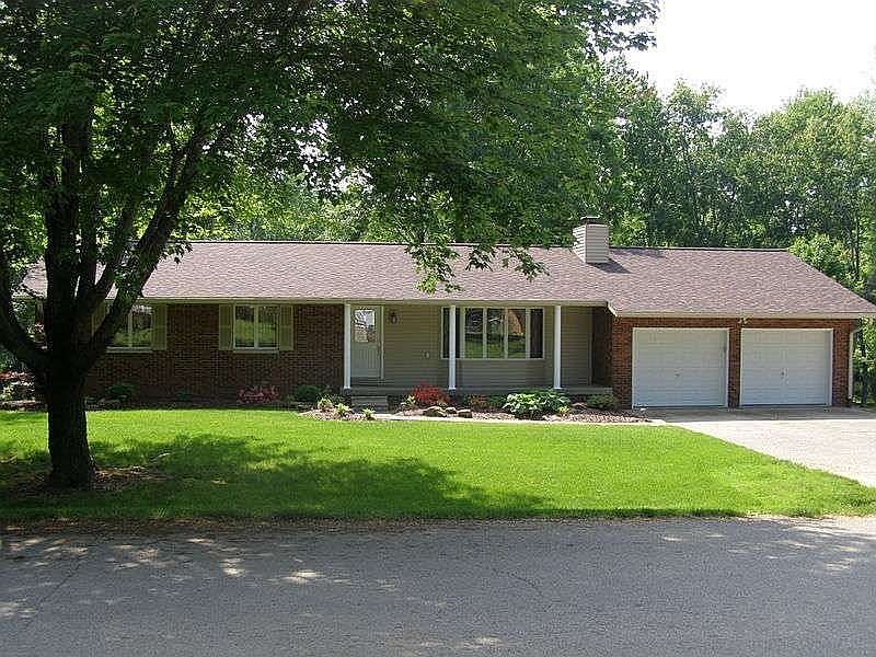 1st image of 822 N West Dr