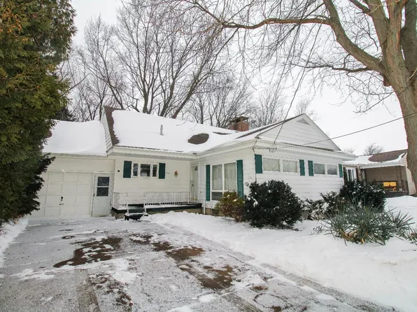 1751 Mills St, Sandusky, OH 44870