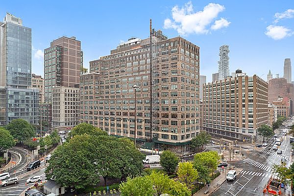 1st image of 255 Hudson St APT 8G