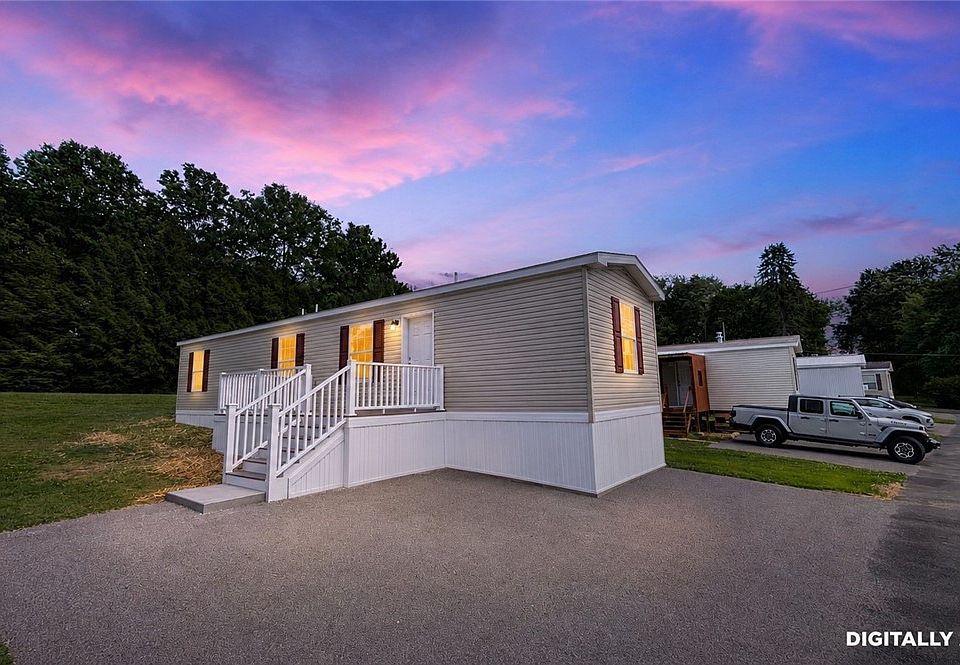 1st image of 207 Cedar Ln