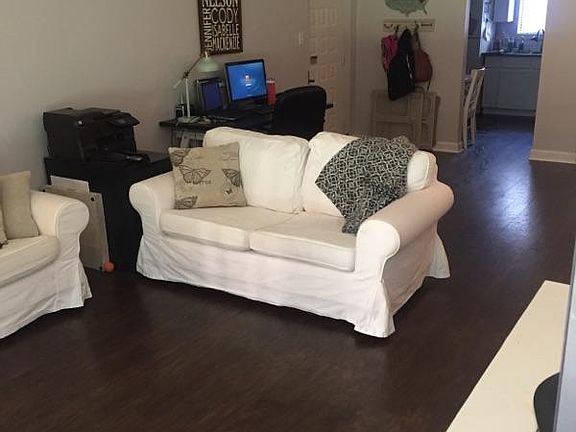 3rd image of 6040 Lake Bluff Dr Unit 102