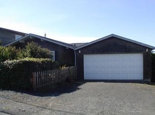 5617 NW Jetty Ave, Lincoln City, OR 97367