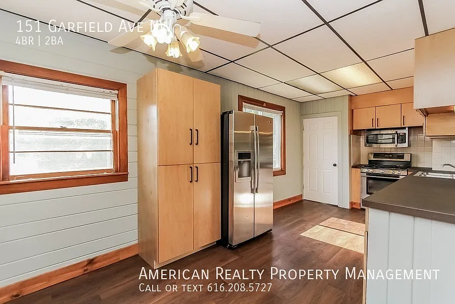 4 bed, 1638 sqft, $2,300 — Photo 2