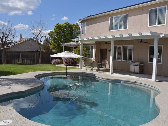 4th image of 1093 W Windsor Ct
