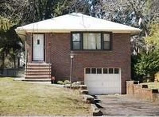 499 Berkeley Ave, Orange, NJ 07050