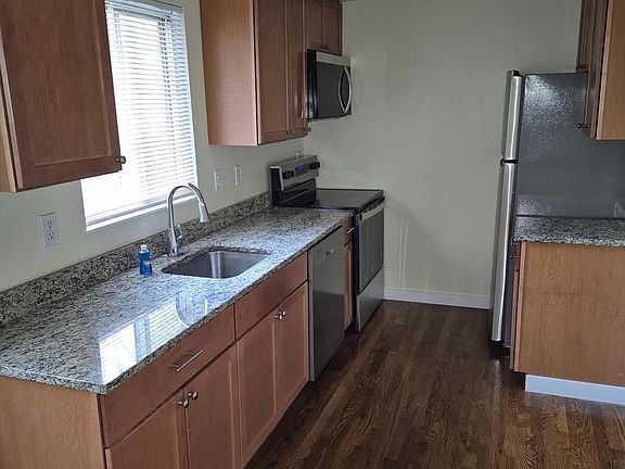 3rd image of 19036 Partridge Wood Dr