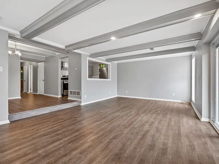 4608 Coleridge Street — Photo 2