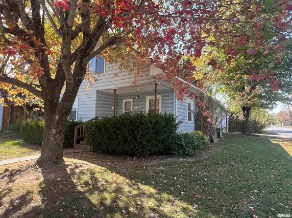 1312 Barham Ave, Johnston City, IL 62951
