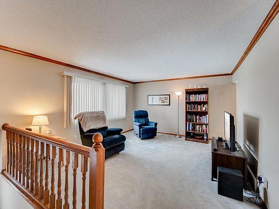 4th image of 11816 Vintage St NW