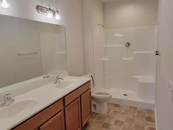 4th image of 6682 Middle Park Ln