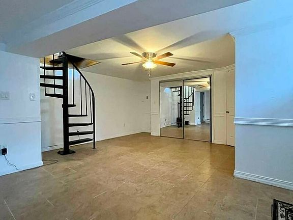 4th image of 1926 Pacific St #1SS