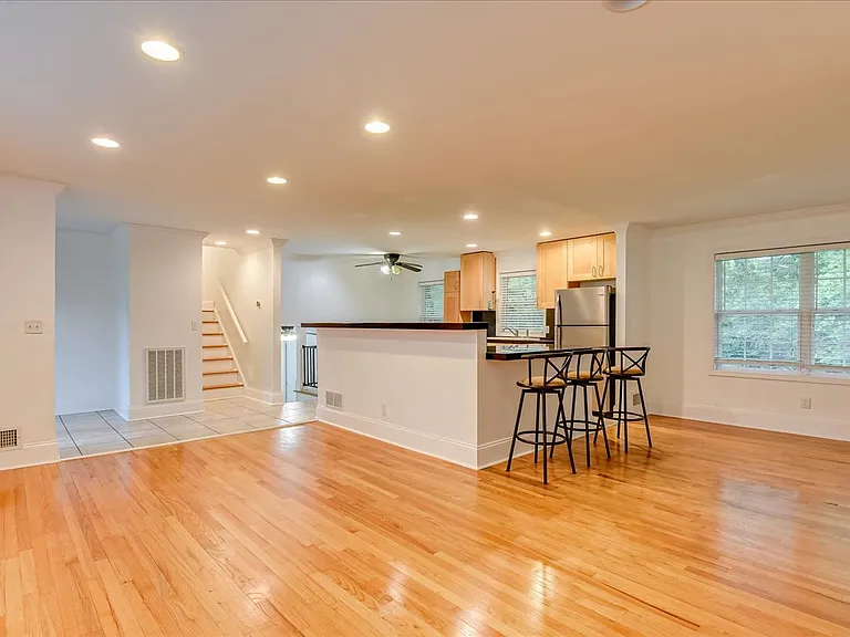607 Bransford Rd #C — Photo 7