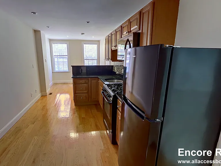 60 Joy St #1 — Photo 2