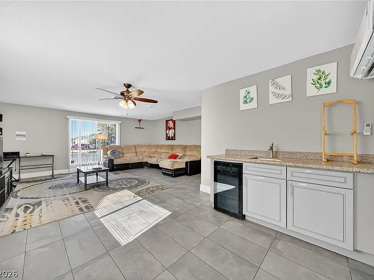 3001 Merritt Ave — Photo 12